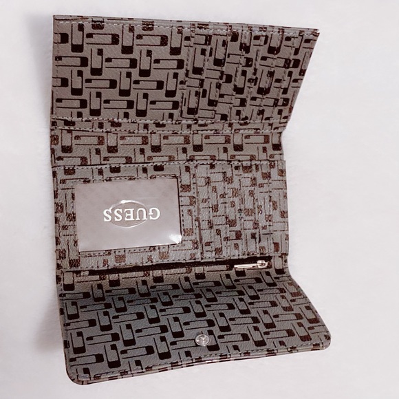 NEW GUESS TRIFOLD GREY LOGO WALLET - Picture 2 of 3